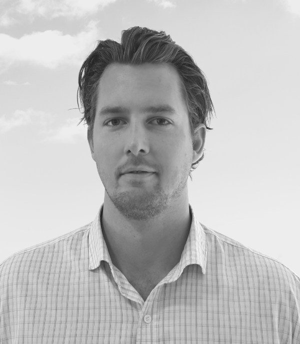 Vadim Rivera, Efficax Real Estate-megler for Sunset Village nybygde leiligheter i Torrevieja, Costa Blanca