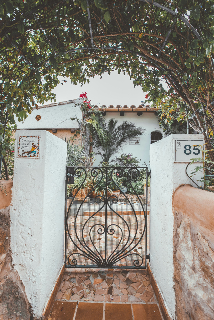 Īpašuma novērtējums Spānijā - Torrevjējā, La Mata, Punta Prima, El Raso, La Zenia, Dona Pepa, La Marina. Uzzināt mājas, villas, dzīvokļa vērtību.