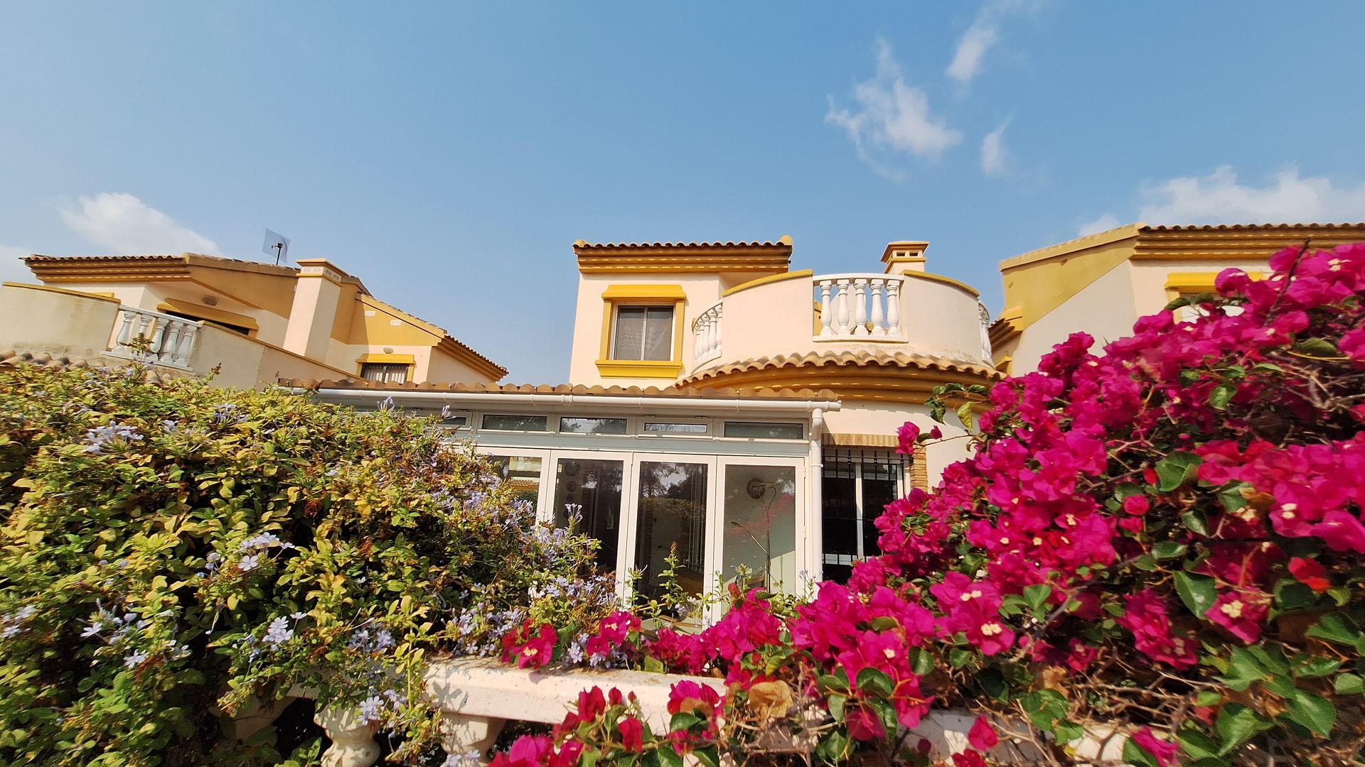 Дома и квартиры на продажу в Торревьехе, Ла Мате, Гуардамаре и Ориуэле