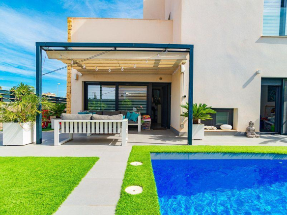 Luxury Villa for Sale in Costa Blanca, Spain – 4 Bedrooms, Private Pool