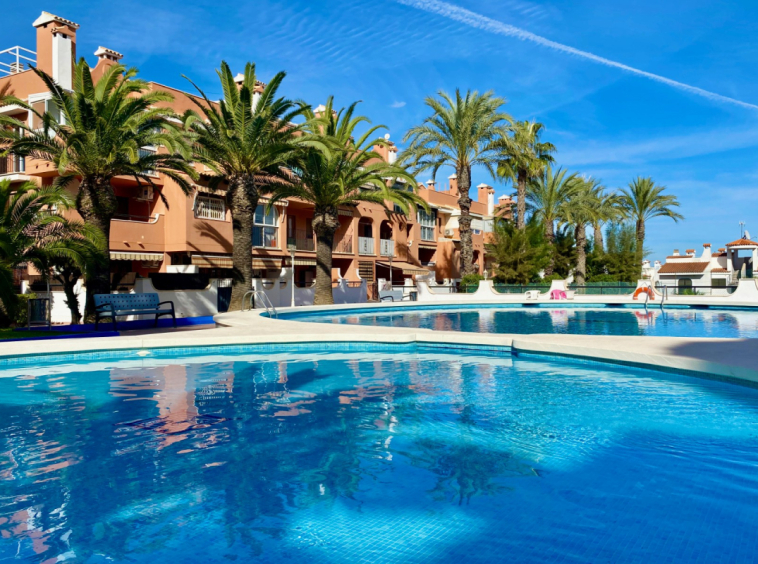 la mata beach apartment for sale