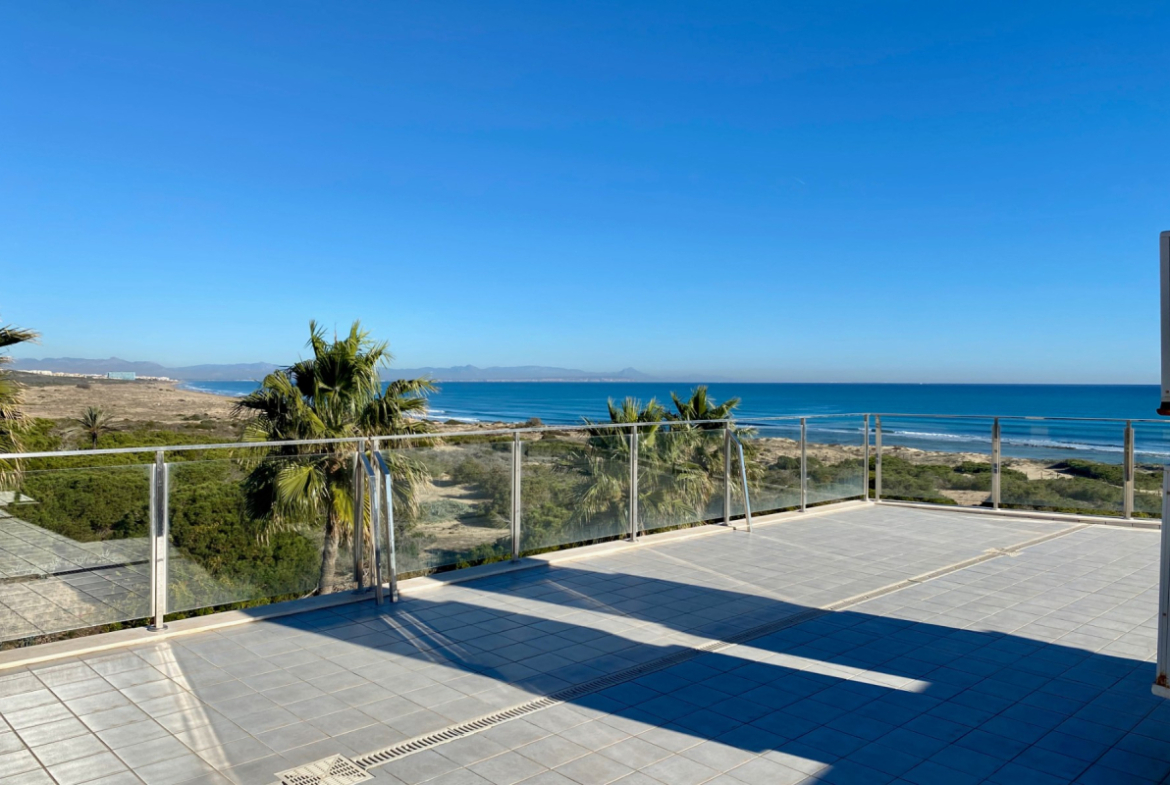 First-line Modern 2 bed 2 bath Apartment near La Mata Beach, Torrevieja, Spain - Pinada Beach